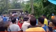 Covid Vaccine: পঞ্চায়েত প্রধানের স্বাক্ষর করা কুপন ছাড়া মিলবে না টিকা, পাঁচলায় নোটিস ঘিরে বিতর্ক, বিক্ষোভ