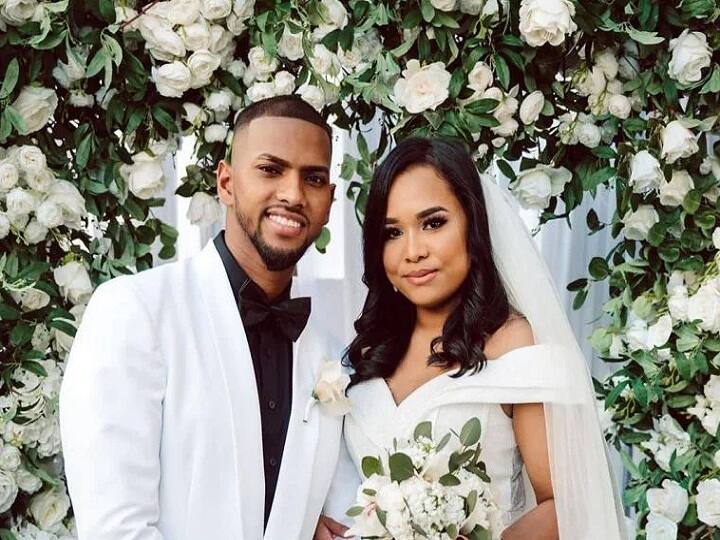 पंजाब किंग्स के बल्लेबाज निकोलस पूरन ने अपनी गर्लफ्रेंड से की शादी, सोशल मीडिया पर शेयर की तस्वीरें