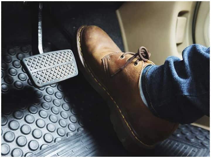 If you are also learning car driving then know about these five tips including clutch control Car Tips: कार चलाना सीख रहे हैं तो क्लच कंट्रोल समेत जानें ये 5 जरूरी बातें, आसान होगी ड्राइविंग