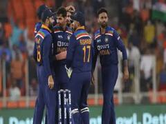 टीम इंडिया की बढ़ी मुश्किलें, इस स्टार तेज गेंदबाज और उनकी पत्नी में दिखे कोरोना के लक्षण