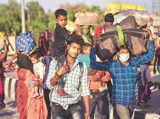 Covid Impact 23 Crore Indians facing Poverty In One Year Of Pandemic, NHRC sends Advisories On Migrant Workers Covid Pandemic Impact : করোনার থাবা, গত এক বছরে দারিদ্রের মুখে পড়েছে ২৩ কোটি ভারতীয়; উপদেশাবলী পাঠাল NHRC