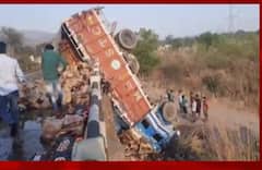 ਸੋਲਨ- ਬੀਅਰ ਨਾਲ ਲੱਧਿਆ ਟਰੱਕ ਖੱਡ 'ਚ ਡਿੱਗਾ, 2 ਦੀ ਮੌਤ