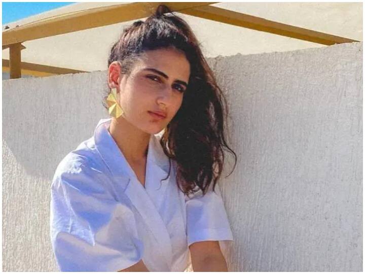 Skater girl Fatima Sana Shaikh is giving fitness vibes in this video, you also watch स्केटर गर्ल फातिमा सना शेख इस वीडियो में दे रहीं फिटनेस का अच्छा संकेत, आप भी देखिए