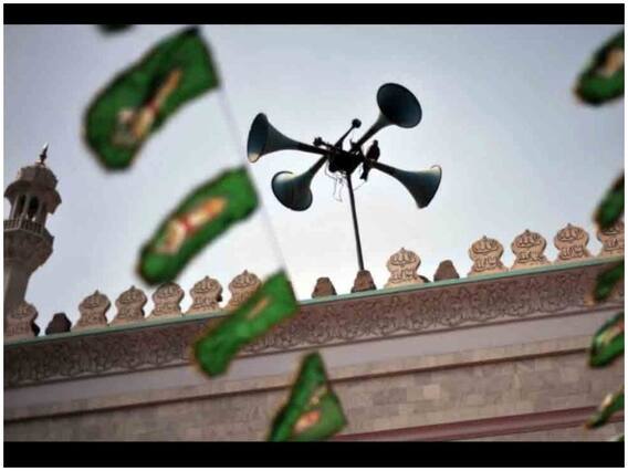 सऊदी ने कहा- मस्जिदों के लाउडस्पीकर की आवाज़ को कम रखना सही, नींद में खलल पड़ने की शिकायत की गई थी सऊदी ने कहा- मस्जिदों के लाउडस्पीकर की आवाज़ को कम रखना सही, नींद में खलल पड़ने की शिकायत की गई थी