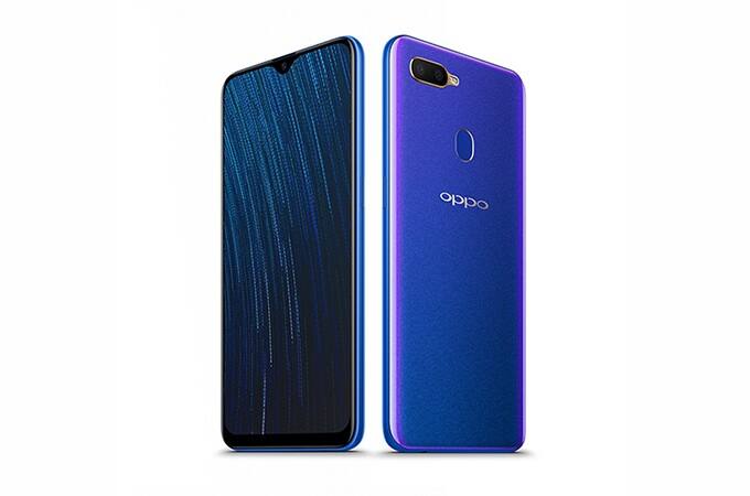 Oppo A5s-  ઓપ્પોનો આ સ્માર્ટફોન બજેટ કેટેગરીમાં ખુબ ધમાલ મચાવી રહ્યો છે, આની કિંમત 9000 રૂપિયા છે. ફિચર્સની વાત કરીએ તો આમાં 3GB રેમ અને 32GB સ્ટૉરેજ આપવામાં આવ્યુ છે. સ્માર્ટફોનમાં 6.2 ઇંચની ડિસ્પ્લેની સાથે 2 કેમેરાનો રિયર કેમેરા સેટઅપ અને 8 મેગાપિક્સલનો ફ્રન્ટ કેમેરો આપવામાં આવ્યો છે. આમાં 4230 mAhની દમદાર બેટરી છે.