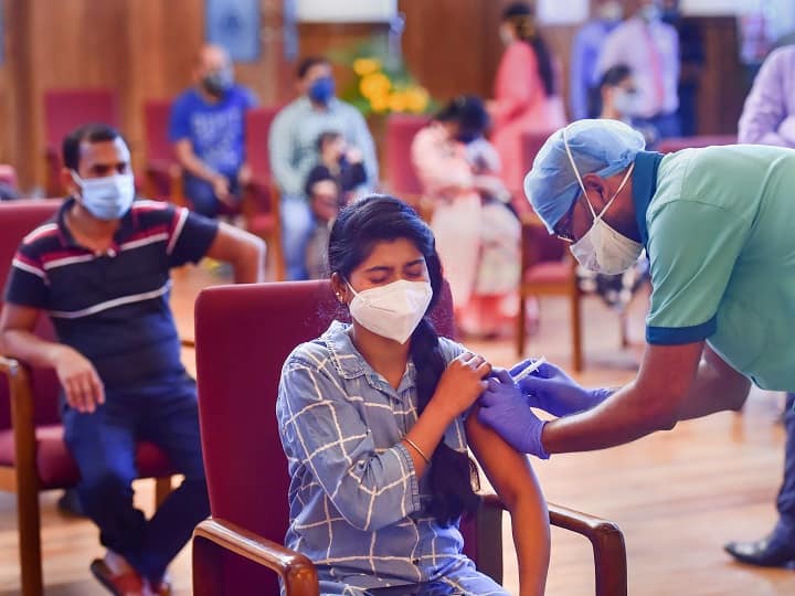 Covid Vaccination Drive: Centre Includes UDID Card In Permitted Verification Docs For Aiding PWDs Covid Vaccination Drive: Centre Includes UDID Card In Permitted Verification Docs For Aiding PWDs; Know More