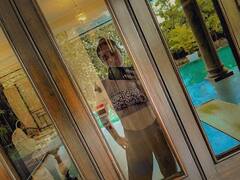 Kareena kapoor ने ली मिरर सेल्फी, डिलीवरी के बाद फिट फॉर्म में लौटीं Bebo, तस्वीर देख फैंस हो रहे हैरान