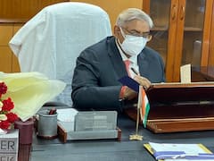 सुप्रीम कोर्ट के रिटायर जस्टिस अरुण कुमार मिश्रा ने NHRC अध्यक्ष के रूप में पदभार संभाला
