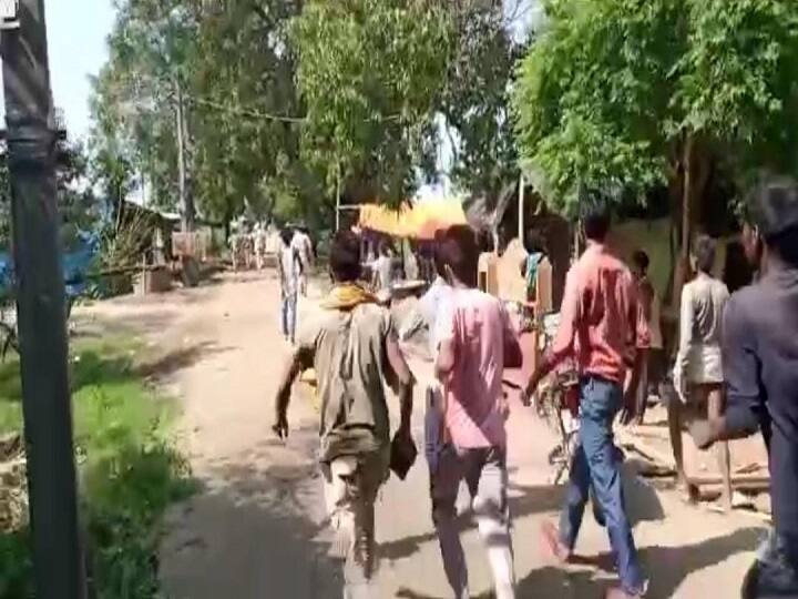 Bihar Crime: Attack on police who went to catch liquor smugglers, villagers chased them away ANN Bihar Crime: शराब तस्करों को पकड़ने गई पुलिस पर हमला, ग्रामीणों ने रोड़ेबाजी कर खदेड़ा