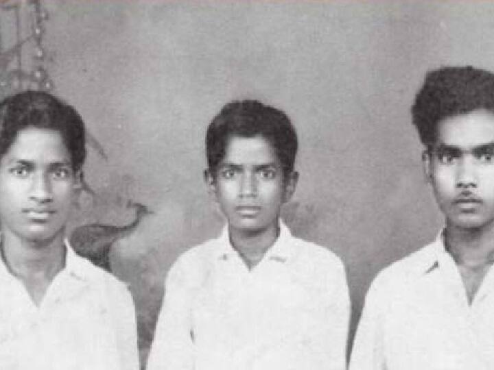 இளையராஜாவும், கங்கை அமரனும் மற்றொரு நண்பரும்