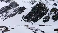 Uttarakhand में लोगों के लिए मुसीबत बनी 1 महीने से चल रही बर्फबारी