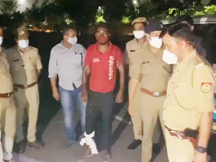 Noida police arrested two criminal during encounter one injured in firing नोएडा: एटीएम काटने वाले बदमाशों के साथ पुलिस की मुठभेड़, फायरिंग में एक घायल