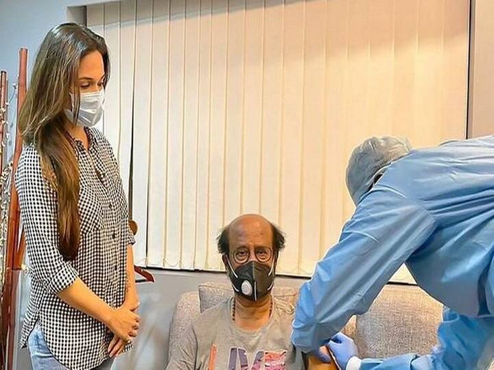 இரண்டாம் தவணை தடுப்பூசியை எடுத்து கொண்டப்போது க்ளிக் செய்யப்பட்ட ரஜினியின் புகைப்படம்
