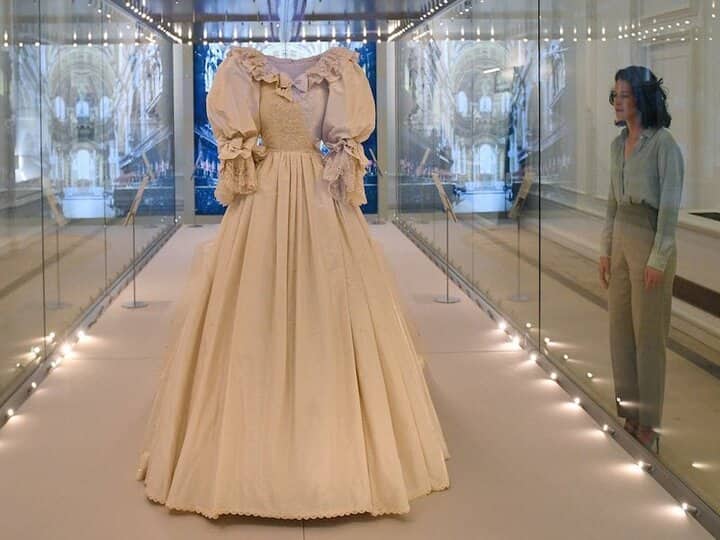 Princess Diana's wedding dress will be displayed in the ...