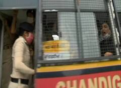 ਆਮ ਆਦਮੀ ਪਾਰਟੀ ਨੇ ਕੈਪਟਨ ਰਿਹਾਇਸ਼ ਅੱਗੇ ਦਿੱਤਾ ਧਰਨਾ, ਹਿਰਾਸਤ 'ਚ ਲਏ ਲੀਡਰ