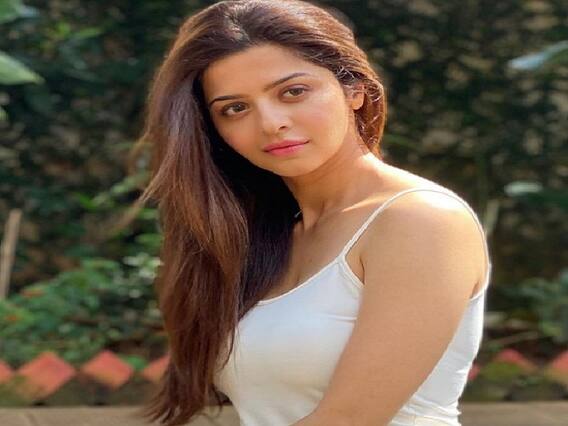 Vedhika | காவியத் தலைவி வேதிகாவின் அசத்தலான புகைப்படங்கள் Vedhika | காவியத் தலைவி வேதிகாவின் அசத்தலான புகைப்படங்கள்
