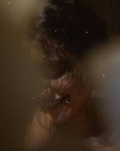 Priya Prakash Varrier का बोल्ड फोटोशूट देखकर शॉक्ड हुए फैंस, देखते ही देखते  वायरल हो गईं ये तस्वीरें