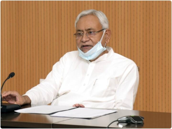 Nitish Kumar government announcement for reservations in State Medical and engineering colleges for girls नीतीश सरकार की सौगात: अब डॉक्टर-इंजीनियर बनने में भी बाजी मारेंगी लड़कियां
