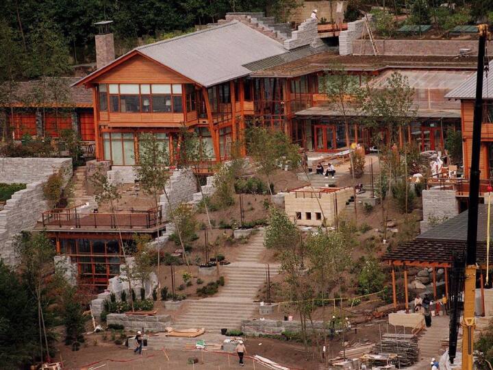 9 Interesting facts about Billionaire Bill Gates House Bill Gates | உதவிகள், மைக்ரோசாஃப்ட் இன்னுமின்னும்.. பில்கேட்ஸ் பங்களாவின் சுவாரஸ்யங்கள் தெரியுமா?