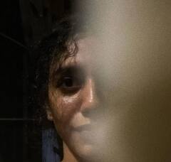 Priya Prakash Varrier | प्रिया प्रकाश वारियरचे बोल्ड फोटोशूट पाहून चाहते अवाक्; पाहा फोटो