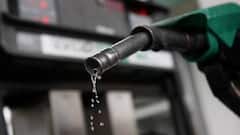 Fuel Price: মূল্যবৃদ্ধির উদ্বেগ বাড়িয়ে কলকাতায় ৯৫ ছুঁইছুঁই পেট্রোল, ডিজেল ৮৮.৫১ টাকা