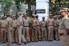 தமிழ்நாட்டில் மேலும் மூன்று ஐ.பி.எஸ். அதிகாரிகள் பணியிடமாற்றம் - விவரம்!