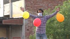 Unique Way of Protest: ਵਿਰੋਧ ਦਾ ਇੱਕ ਢੰਗ ਇਹ ਵੀ! ਇਕੱਲੇ ਸਮਾਜ ਸੇਵੀ ਨੇ ਗੁਬਾਰਿਆਂ ਨਾਲ ਖੋਲ੍ਹੀ ਪੋਲ