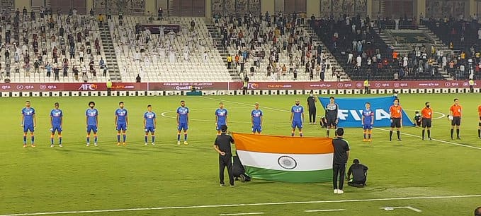 India Vs Qatar, 2022 FIFA World Cup Qualifiers 10-men IND Concede After Rahul Bheke Red Card India Vs Qatar, 2022 WC Qualifiers: বিশ্বকাপের যোগ্যতা অর্জন পর্বের ম্যাচে কাতারের বিরুদ্ধে ০-১ গোলে হার ১০ জনের ভারতের