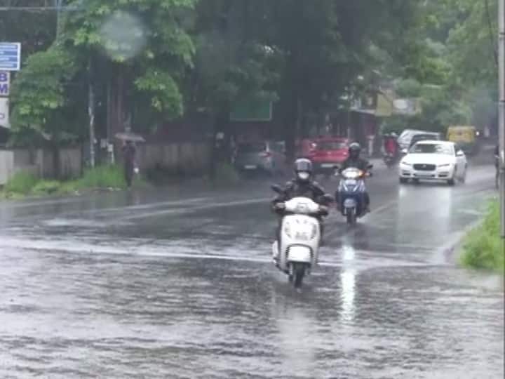 The Indian Meteorological Department  on Friday afternoon reported that widespread rainfall accompanied with thunderstorm, lightning and gusty winds very likely over Kerala, Tamil Nadu and Karnataka later today. (Image: ANI)
