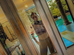 PHOTO : प्रसुतीनंतर टोन्ड बॉडी मिळवण्यासाठी Kareena Kapoor ची प्रचंड मेहनत