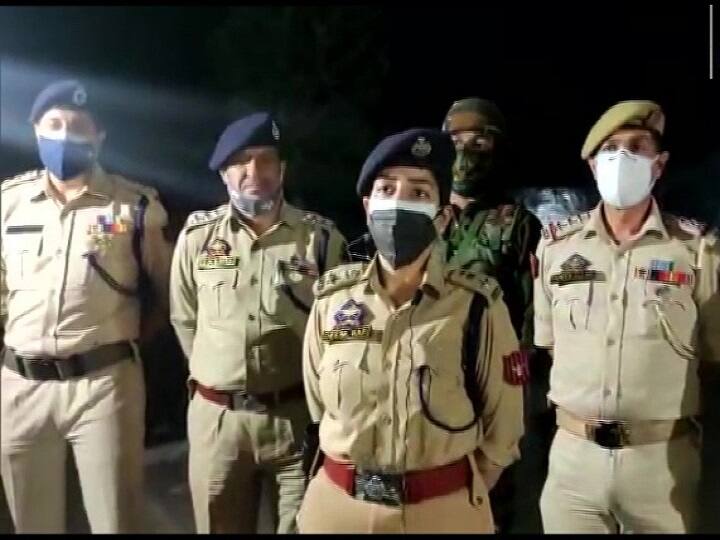 Jammu militant hideout busted in thanamandi area of rajouri जम्मू-कश्मीर के राजौरी में आंतकी ठिकाने का भंडाफोड़, हथियारों का जखीरा बरामद