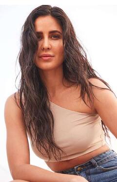 Ananya Panday से लेकर Vaani Kapoor तक, Crop Tops में इन हसीनाओं ने दिखाया अपने हुस्न का जलवा