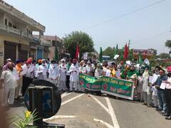 Sampoorna Kranti Diwas in Pics: ਬੱਚੇ ਤੋਂ ਲੈ ਕੇ ਬਜ਼ੁਰਗਾਂ ਨੇ ਖੇਤੀ ਕਾਨੂੰਨਾਂ ਖ਼ਿਲਾਫ਼ ਇੰਝ ਦਰਜ ਕੀਤਾ ਰੋਸ