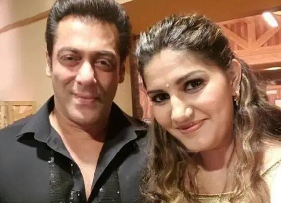 ਉਸ ਨੇ ਇਸ ਘਟਨਾ ਦਾ ਖੁਲਾਸਾ ਬਿਗ ਬੌਸ 11 ਵਿੱਚ ਜ਼ਿਕਰ ਕਰਦਿਆਂ ਦੱਸਿਆ ਕਿ ਉਸ ਨੂੰ ਇਸ ਹਾਲੇ ਵੀ ਕਾਫੀ ਪਛਤਾਵਾ ਹੈ।