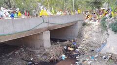 ਘੱਗਰ ਨਹਿਰ ਦੇ ਅਧੂਰੇ ਪੁੱਲ ਨੂੰ ਲੈ ਕੇ ਕਿਸਾਨਾਂ ਕੀਤਾ ਮੁੱਖ ਮਾਰਗ ਜਾਮ, ਅਧਿਕਾਰੀਆਂ ਤੋਂ ਮੰਗਣਗੇ ਪੈਸੇ-ਪੈਸੇ ਦਾ ਹਿਸਾਬ 