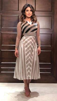 Priyanka Chopra Jonas को प्रिंट्स के साथ खेलना बखूबी आता है, देखें उनके गर्मियों के 5 Best Outfits