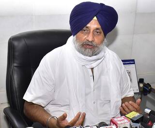 પંજાબઃ માયાવતી અને સુખબીર બાદલ આવ્યા સાથે, BSP 20 અને અકાલી દલ 97 સીટ પર લડશે ચૂંટણી પંજાબઃ માયાવતી અને સુખબીર બાદલ આવ્યા સાથે, BSP 20 અને અકાલી દલ 97 સીટ પર લડશે ચૂંટણી