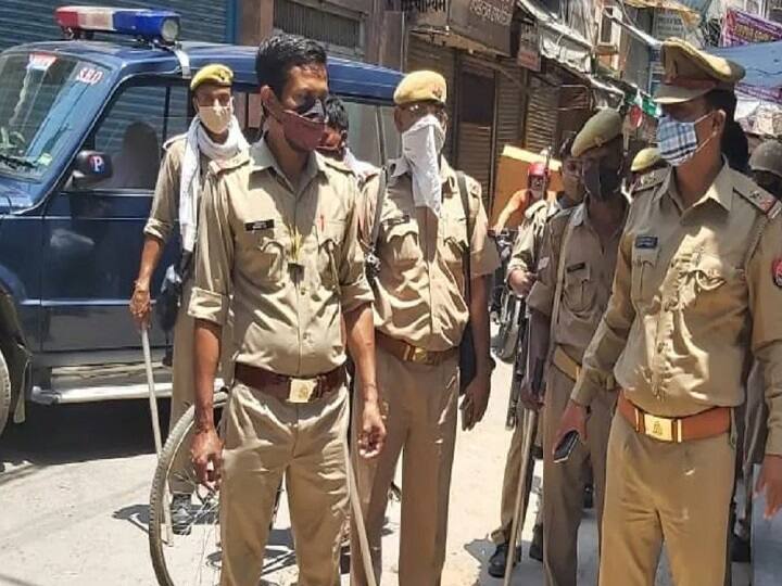 Three more people died due to spurious liquor in Aligarh 548 policemen transferred अलीगढ़ में जहरीली शराब से तीन और लोगों की मौत, 548 से अधिक पुलिसकर्मियों का हुआ तबादला