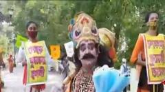 Corona: মানুষকে সচেতন করতে চন্দননগরের পথে যমরাজ! মাস্ক পরালেন অসচেতনদের