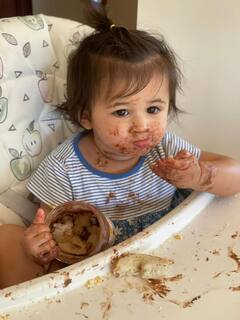 Shakib shares Daughter Pics: চকোলেটে মাখামাখি, শাকিবের মেয়ের মিষ্টি ছবি ভাইরাল