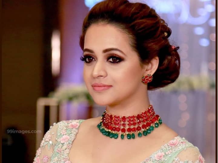 ஜெயம் ரவி நடிப்பில் வெளியான தீபாவளி படத்தில், இவர் நடித்த சுசி என்ற கதாபாத்திரம் இவருக்கு நல்ல வரவேற்பை பெற்றுத்தந்தது.