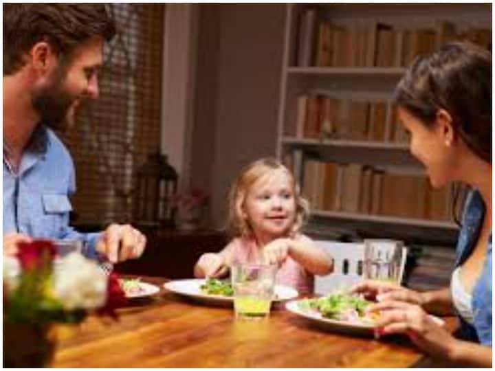 Add these top brain boosting foods to children diet, will help sharpen their memory बच्चों की डाइट में शामिल करें ये टॉप फूड्स, ब्रेन बढ़ाने के साथ करेंगे उनकी याद्दाश्त तेज