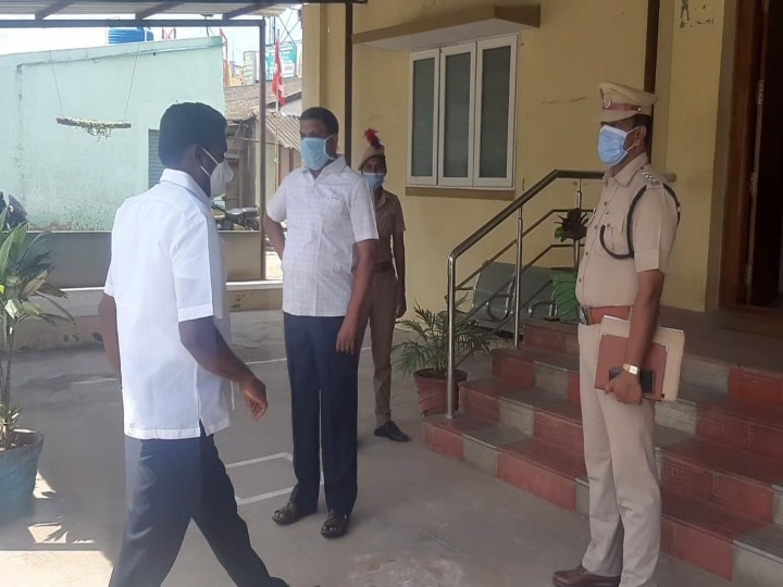முன்னாள் அதிமுக அமைச்சர் நிலோஃபர் கபில் மீதான மோசடி புகார் : 108 பேரிடம் விசாரணை