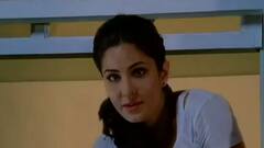 किताब पढ़ती दिखीं कटरीना कैफ तो क्यों मचा बवाल | खबर फिल्मी है