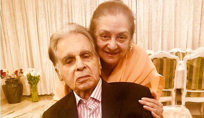 Dilip Kumar Health Update Veteran actor on oxygen support not ventilator stable Mumbai PD Hinduja Hospital ਦਿਲੀਪ ਕੁਮਾਰ ਦਾ ਹੈਲਥ ਅਪਡੇਟ, ਪਤਨੀ ਨੇ ਮੌਤ ਦੀਆਂ ਖ਼ਬਰਾਂ ਦੀ ਦੱਸੀ ਸਚਾਈ 