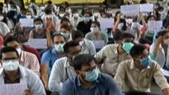 Ahmedabad: આ હોસ્પિટલના રેસિડેન્ટ તબીબો હડતાળ પર, શું કરી માંગ?,જુઓ વીડિયો