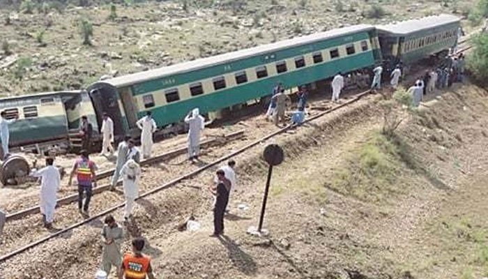 Pakistan Train Accident: ਦੋ ਰੇਲ ਗੱਡੀਆਂ ਦੀ ਟੱਕਰ 'ਚ 50 ਦੀ ਮੌਤ, ਕਈ ਜ਼ਖ਼ਮੀ