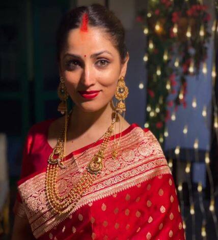 Newlywed Yami Gautam Shares FIRST PIC Post Wedding, All Decked Up As A Married Woman! Newlywed Yami Gautam Shares FIRST PIC Post Wedding, All Decked Up As A Married Woman!