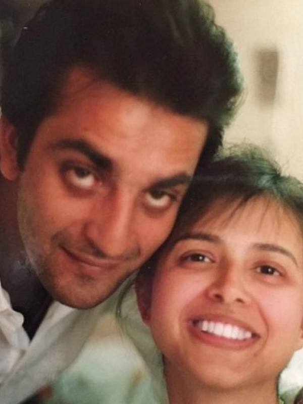 ऋचा ने 10 दिसंबर 1996 में अपने पैरेंट्स के घर पर आखिरी सांस ली. इसके बाद ऐसी कई खबरें आईं कि ऋचा का निधन तलाक की वजह से हुई बीमारी से हुआ.