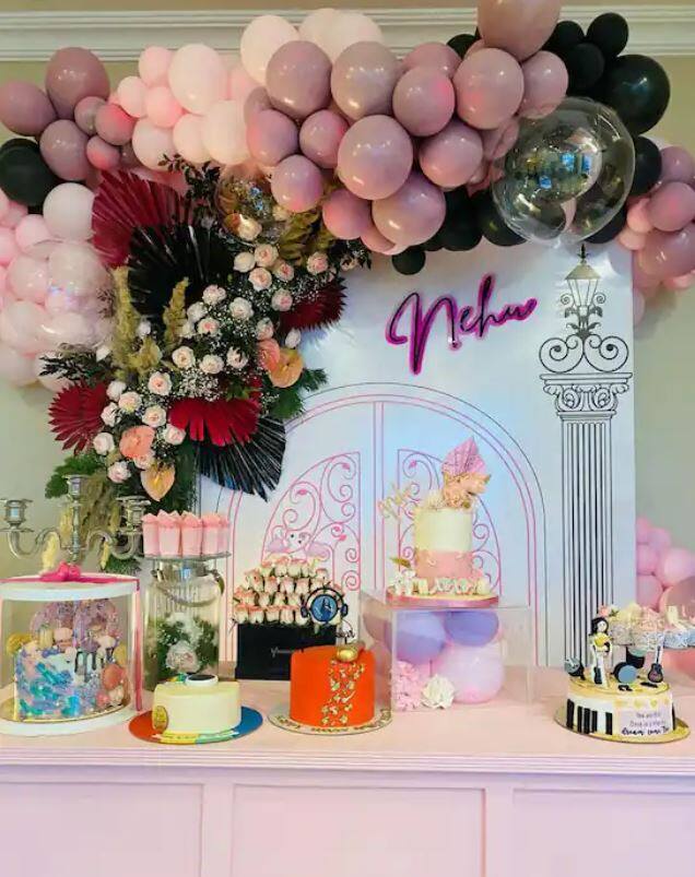 ਰੋਹਨਪ੍ਰੀਤ ਨੇ ਪਤਨੀ ਨੇਹਾ ਦੇ ਜਨਮ ਦਿਨ ਨੂੰ ਖਾਸ ਬਣਾਉਣ ਲਈ ਕੋਈ ਕਸਰ ਬਾਕੀ ਨਹੀਂ ਛੱਡੀ।